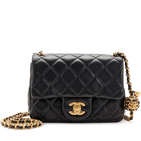 chanel lambskin pearl crush.